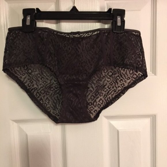 LAST DAY - 9 panties Looks like lace but does not feel like lace - Picture 3 of 6